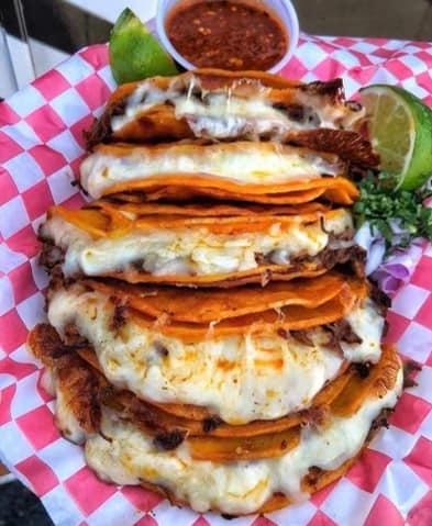 Que Tal Pollo Grill & Cantina | restaurant | 10811 East 23rd St S, Independence, MO 64055, USA | 8164912151 OR +1 816-491-2151