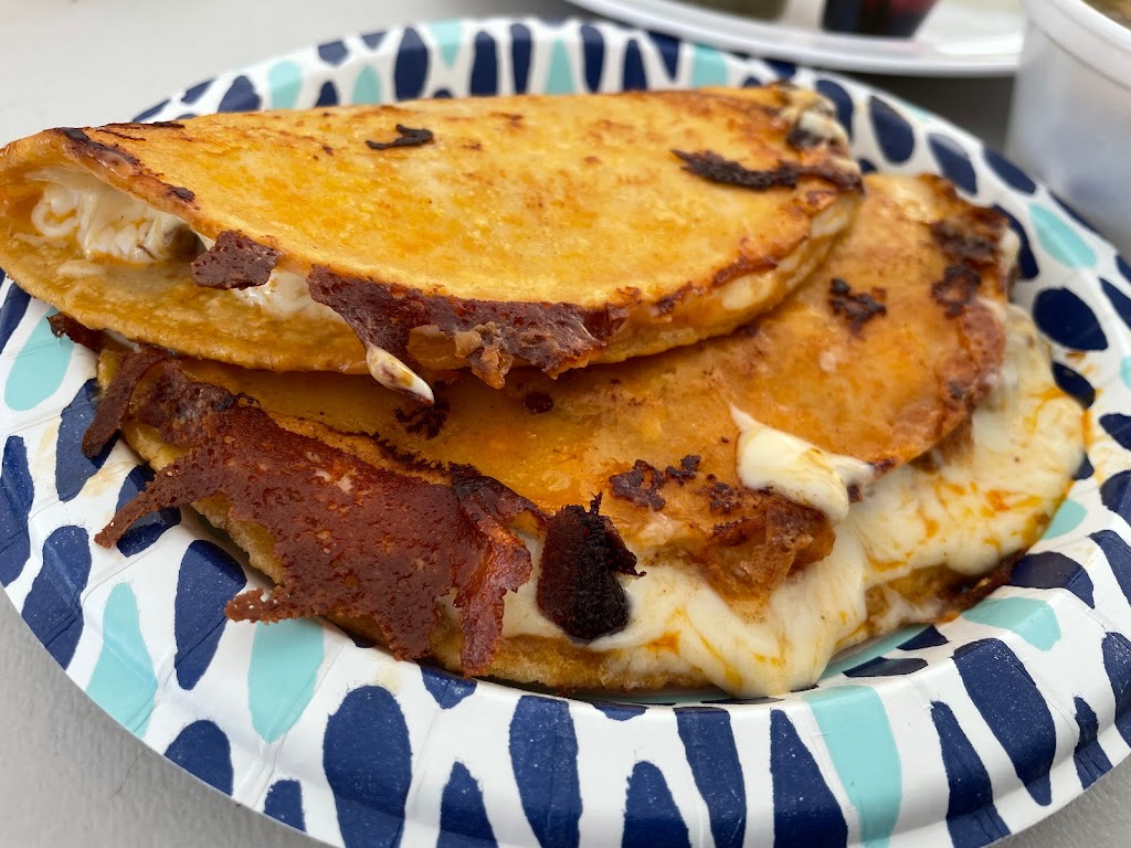 La Birria Tapatia | restaurant | 233 Willow Ave, Hayward, CA 94541, USA | 5108074175 OR +1 510-807-4175