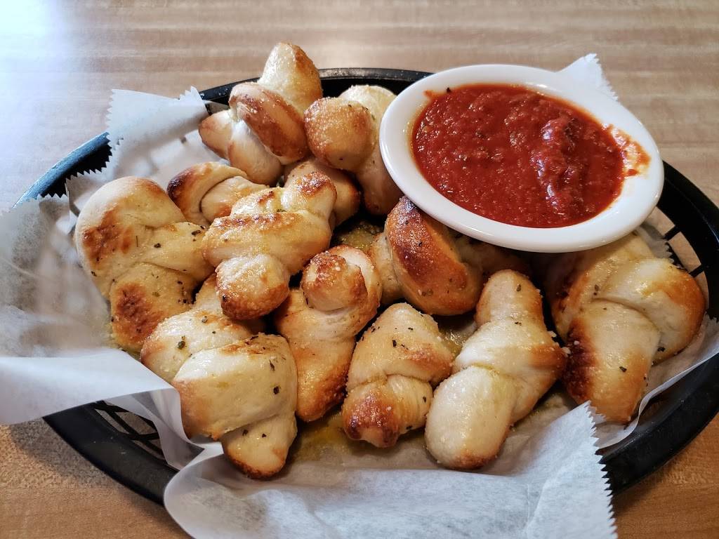 Victorios II Winter Springs | restaurant | 200 FL-434, Winter Springs, FL 32708, USA | 4073277015 OR +1 407-327-7015