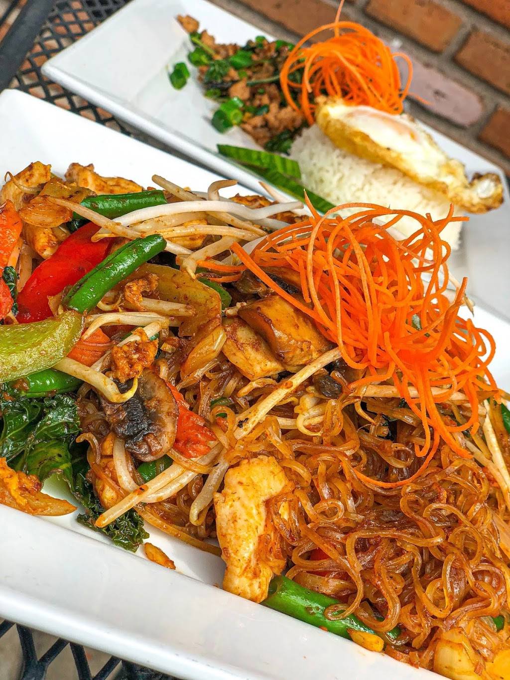 Rice and Noodle | restaurant | 15608 Ventura Blvd #3129, Encino, CA 91436, USA | 8187834204 OR +1 818-783-4204