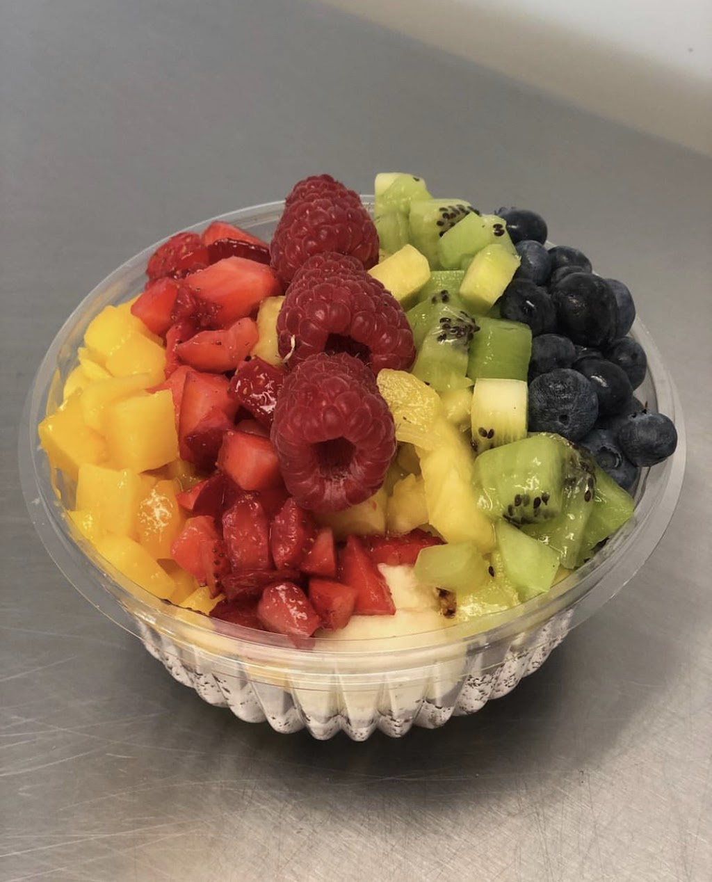 Ricos Acai | restaurant | 224 E 7th St, Charlotte, NC 28202, USA | 7046059960 OR +1 704-605-9960