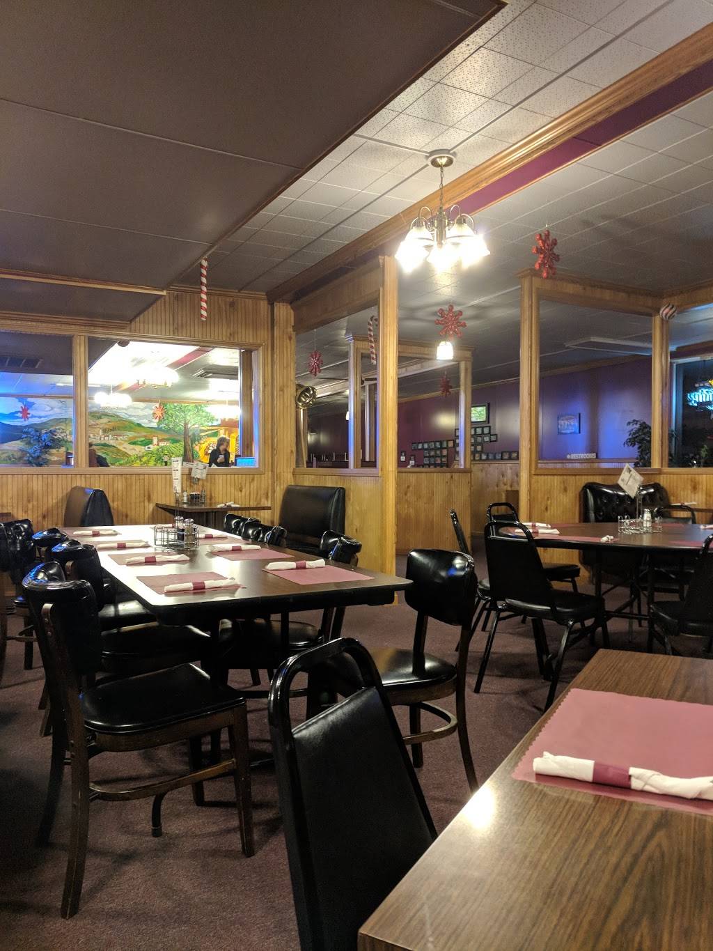 Bianchis Hilltop Restaurant | restaurant | 2820 Hubbell Ave, Des Moines, IA 50317, USA | 5152652746 OR +1 515-265-2746