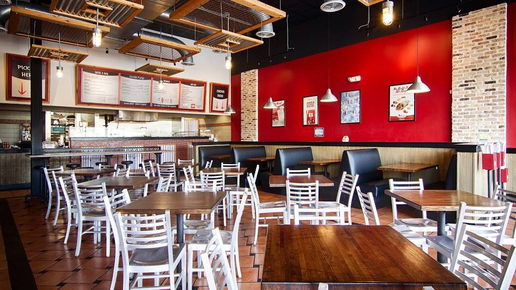 Bullritos | restaurant | 1820 E NASA Pkwy, Houston, TX 77058, USA | 2813330300 OR +1 281-333-0300