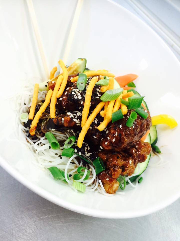 Resto-Bar Le Cube | restaurant | 400 Route Laurier, Sainte-Croix, QC G0S 2H0, Canada | 4189263244 OR +1 418-926-3244