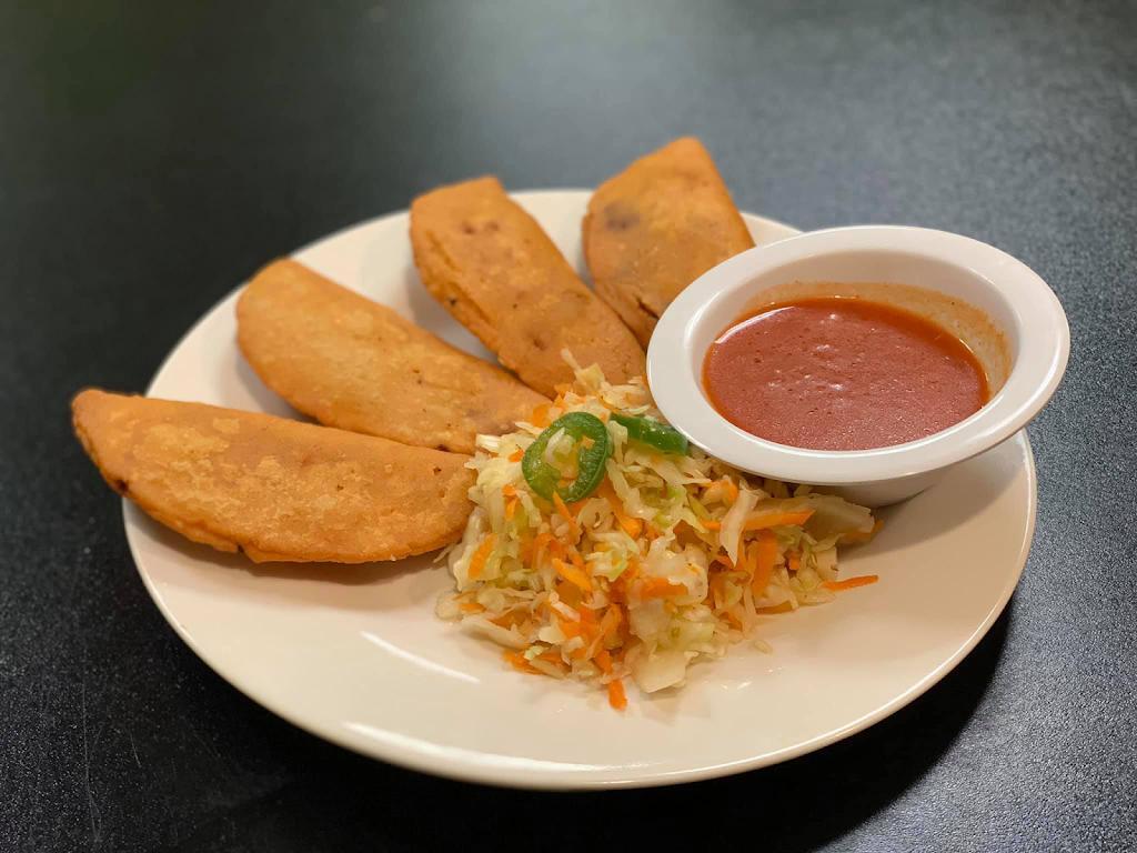 PUPUSERIA Y ANTOJITOS SALVADOREÑOS MI CANTON | restaurant | 1807 Broad Rock Blvd, Richmond, VA 23224, USA | 8044777499 OR +1 804-477-7499