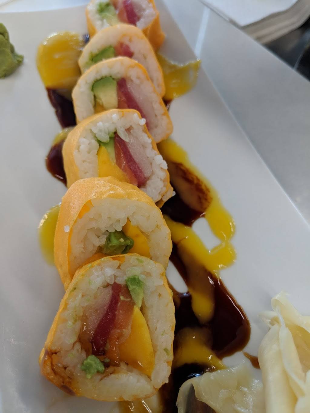 Wicker Park Seafood & Sushi Bar | restaurant | terminal 2 main 10000 West OHare, Avenue, Chicago, IL 60666, USA | 8776727467 OR +1 877-672-7467