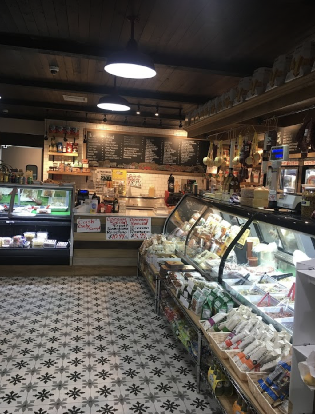 Sergimmo Salumeria Whitestone | restaurant | 150-39 14th Ave, Whitestone, NY 11357, USA | 7189394357 OR +1 718-939-4357