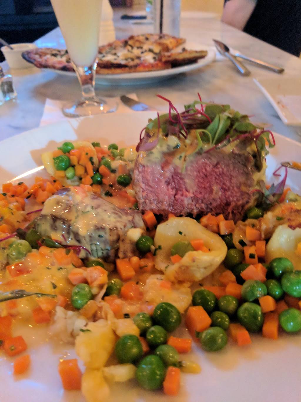 Avenue N | restaurant | 20 Newman Ave, Rumford, RI 02916, USA | 4012702836 OR +1 401-270-2836