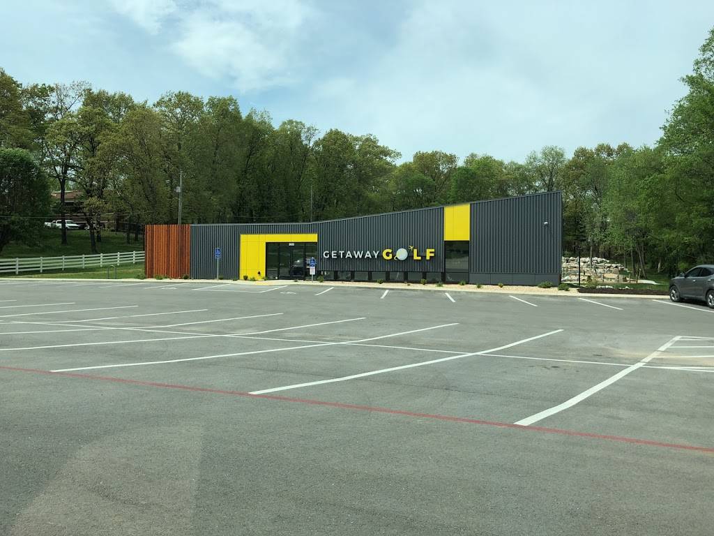 Getaway Golf | meal takeaway | 3833 E State Hwy D, Springfield, MO 65809, USA | 4178814653 OR +1 417-881-4653