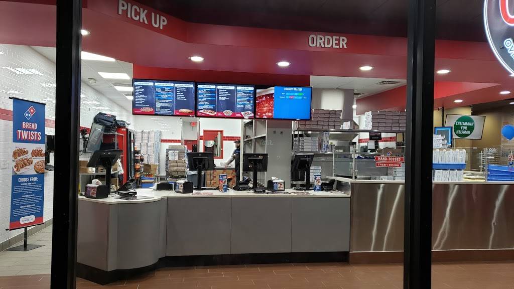 Dominos Pizza | meal delivery | 480 W Pioneer Pkwy, Grand Prairie, TX 75051, USA | 4696723030 OR +1 469-672-3030