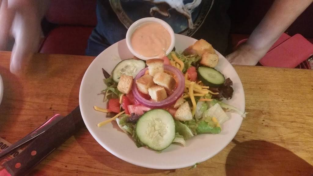 Logans Roadhouse | restaurant | 1007 Village Green Crossing, Gallatin, TN 37066, USA | 6152069393 OR +1 615-206-9393