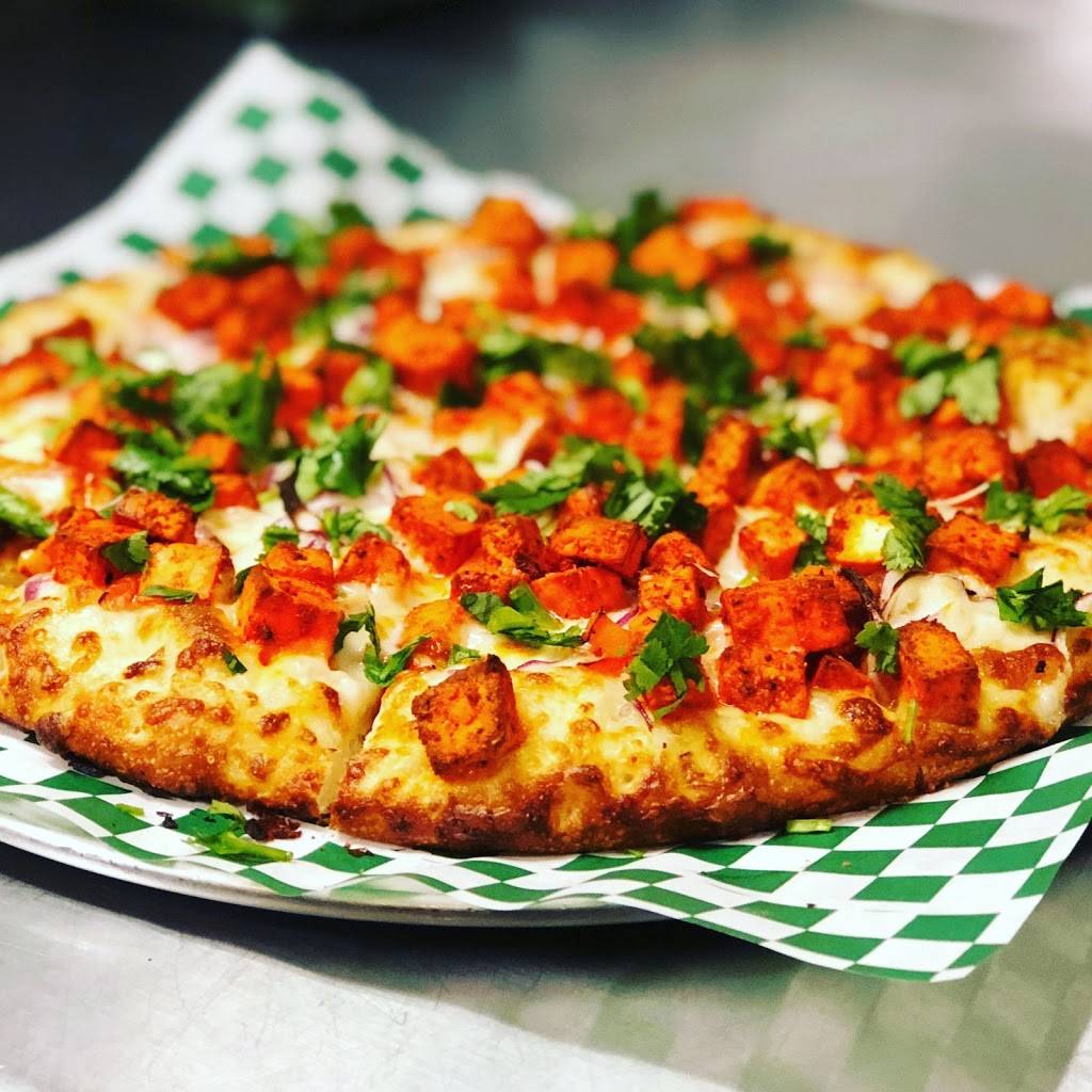 The Curry Pizza Company | restaurant | 3173 W Shaw Ave #103, Fresno, CA 93711, USA | 5593657000 OR +1 559-365-7000