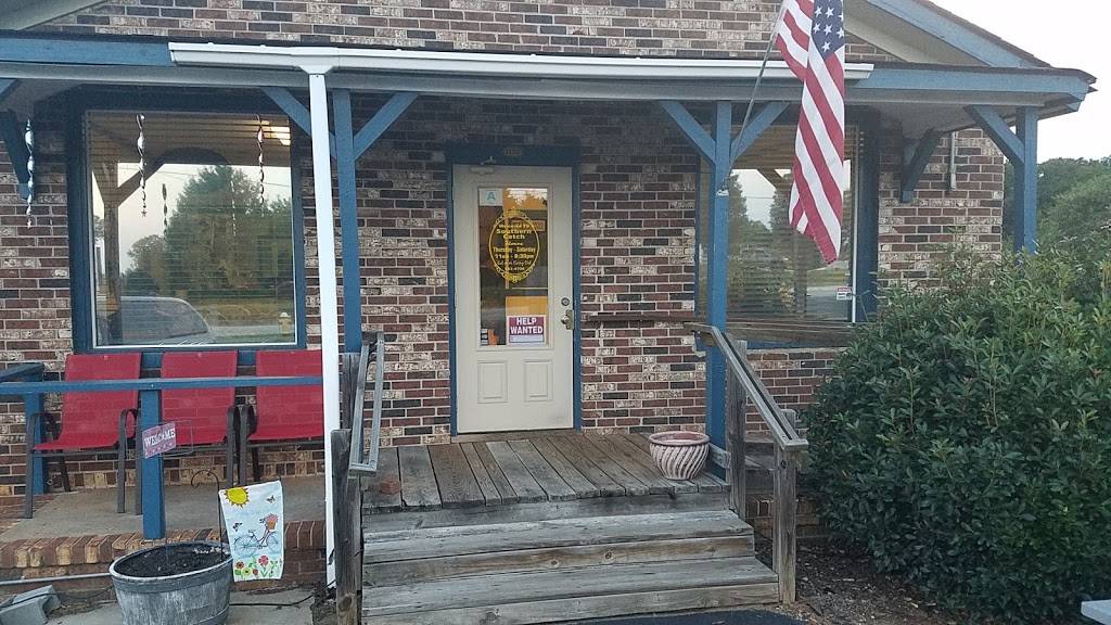 Southern Catch Seafood Restaurant | restaurant | 1122 Fairview Rd, Simpsonville, SC 29680, USA | 8648624708 OR +1 864-862-4708