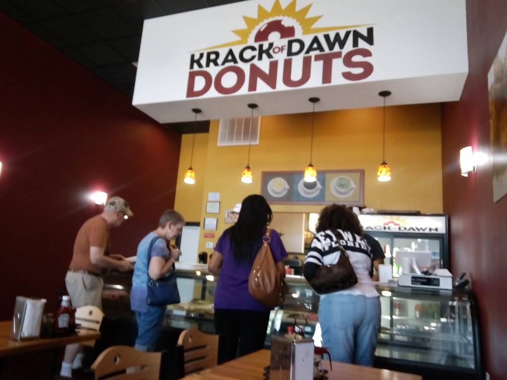 Krack Of Dawn Donuts | restaurant | 311 University Blvd ste 300, Round Rock, TX 78665, USA | 5129920376 OR +1 512-992-0376