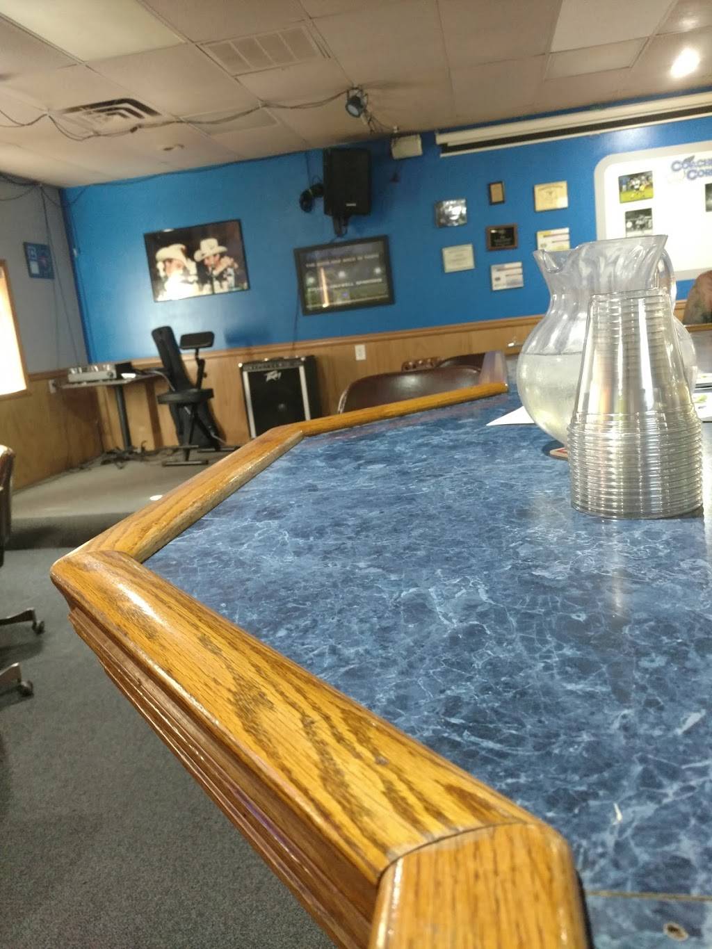 Pals | restaurant | 123 Main St, Maxwell, IA 50161, USA | 5153871206 OR +1 515-387-1206