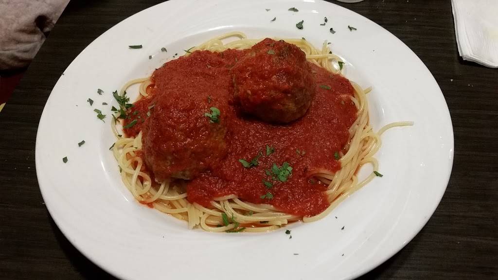 Mr Pizzas Pasta House | restaurant | 2325 Richmond Ave, Staten Island, NY 10314, USA | 7183700102 OR +1 718-370-0102