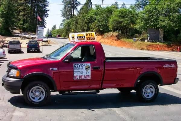 Izzys Burger Spa | restaurant | 460 Pearson Rd, Paradise, CA 95969, USA | 5308721266 OR +1 530-872-1266