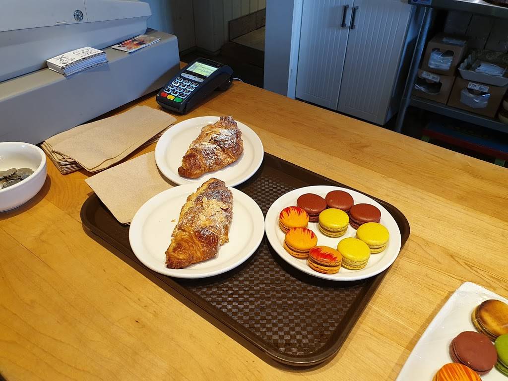 Deux Grains Au Moulin | restaurant | 1202 Chemin du Fleuve, Les Cèdres, QC J7T 1C2, Canada | 4502001144 OR +1 450-200-1144