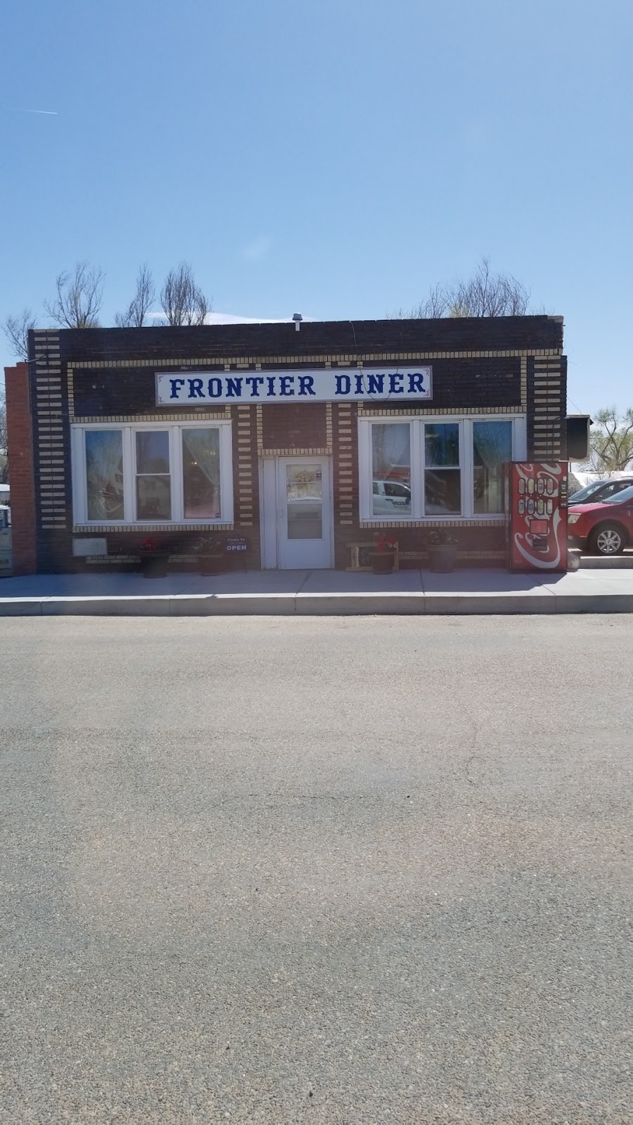 Frontier Diner | restaurant | 213 Grand Ave, Cheraw, CO 81030, USA | 7198536208 OR +1 719-853-6208