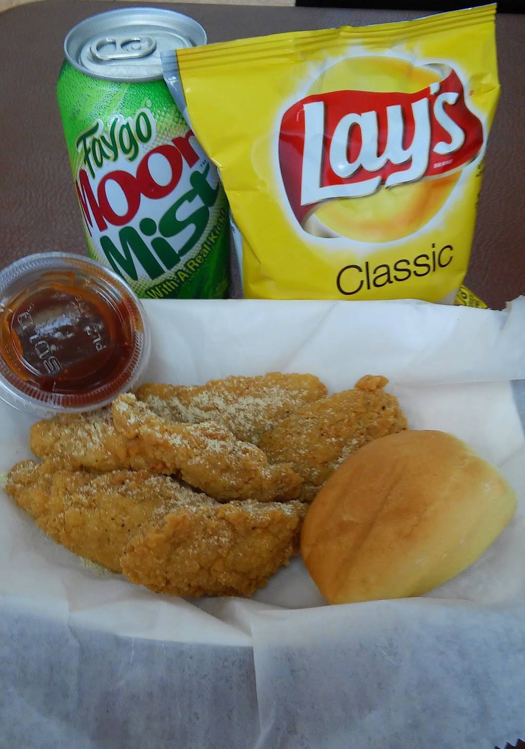 Orleans | restaurant | 3530 S Waverly Rd, Lansing, MI 48911, USA | 5178878787 OR +1 517-887-8787