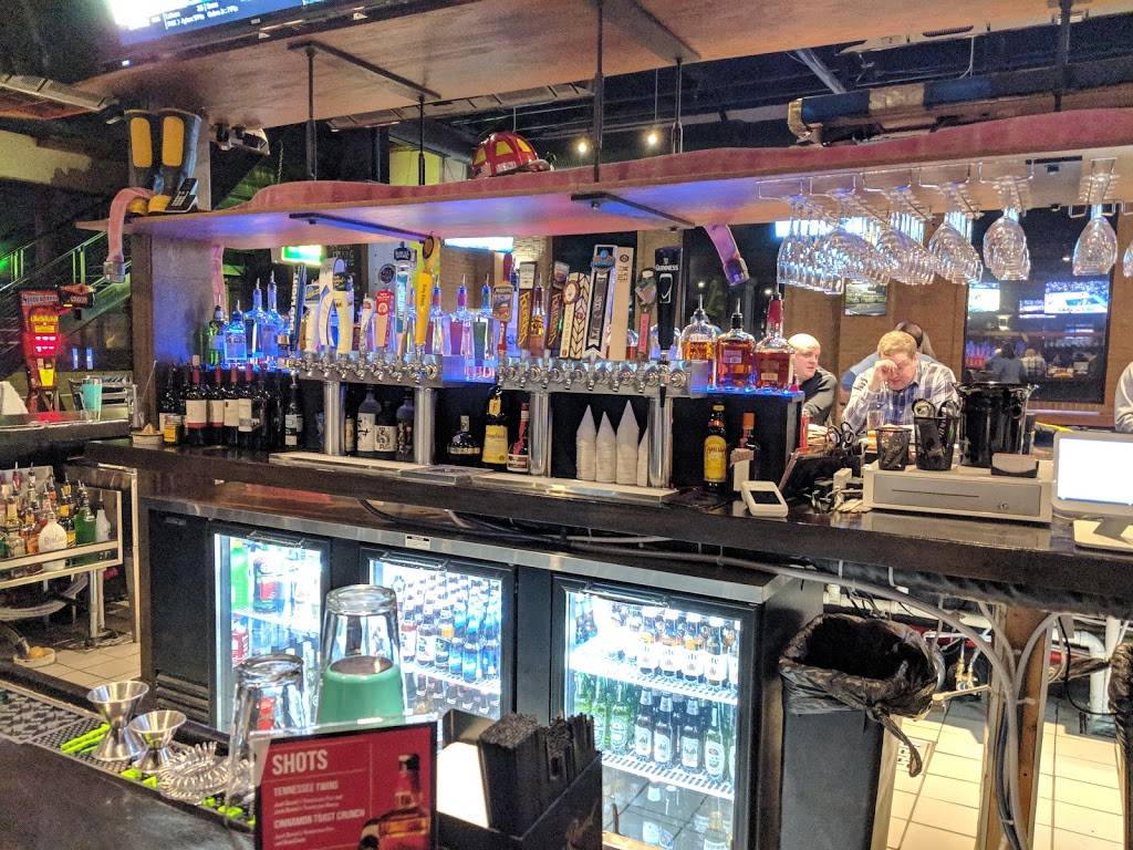 5 th Avenue | restaurant | 25750 Novi Rd #104, Novi, MI 48375, USA | 2485133330 OR +1 248-513-3330