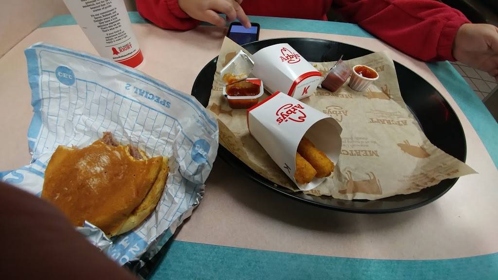 Arbys | restaurant | 5911 Highland Rd, Waterford Twp, MI 48327, USA | 2486742925 OR +1 248-674-2925