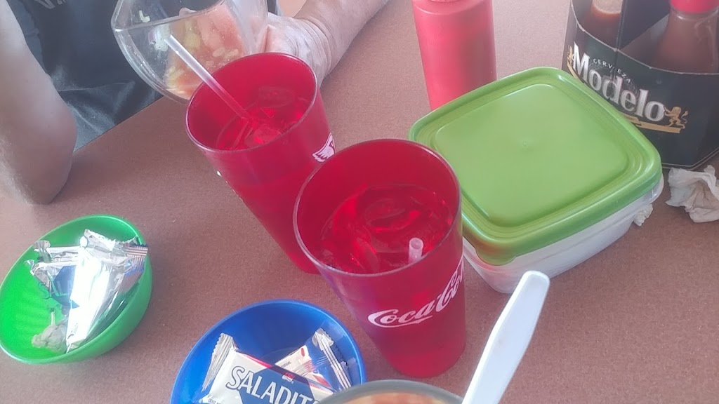 Mariscos Güero | restaurant | 2440 W 8th St, Yuma, AZ 85364, USA | 9282712331 OR +1 928-271-2331