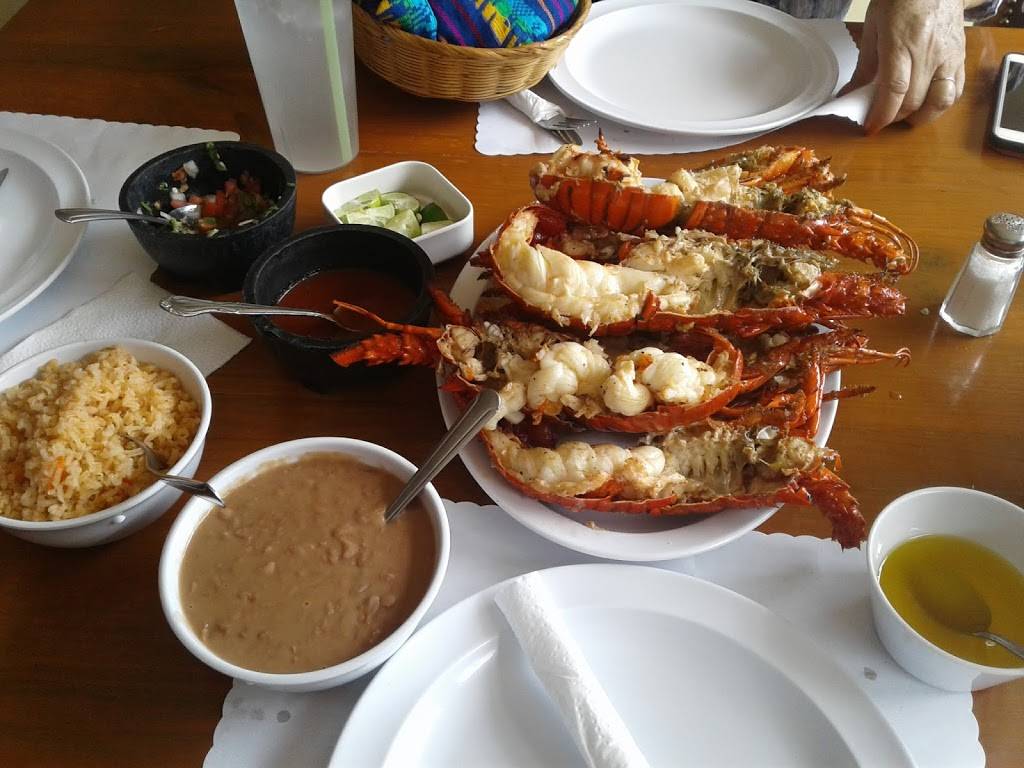 Restaurant Las Brisas | restaurant | Anzuelo 14, 22710 Puerto Nuevo, B.C., Mexico | 016616141318 OR +52 661 614 1318