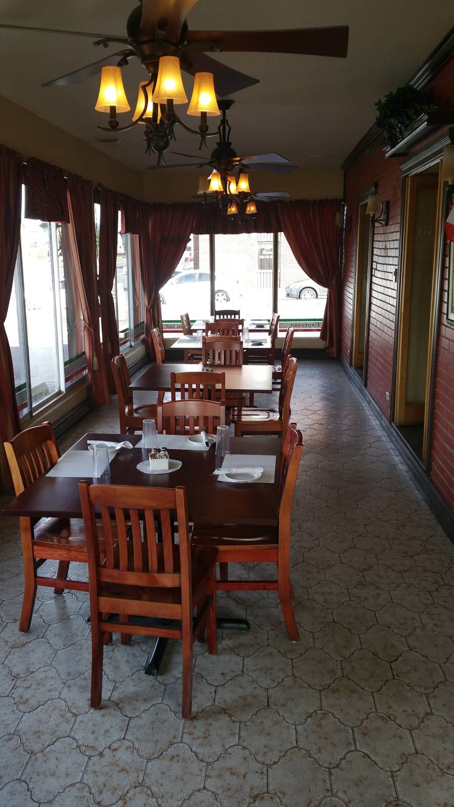 Chez Napoli Pizzeria | restaurant | 794 Boulevard des Seigneurs, Terrebonne, QC J6W 1T7, Canada | 4504719211 OR +1 450-471-9211