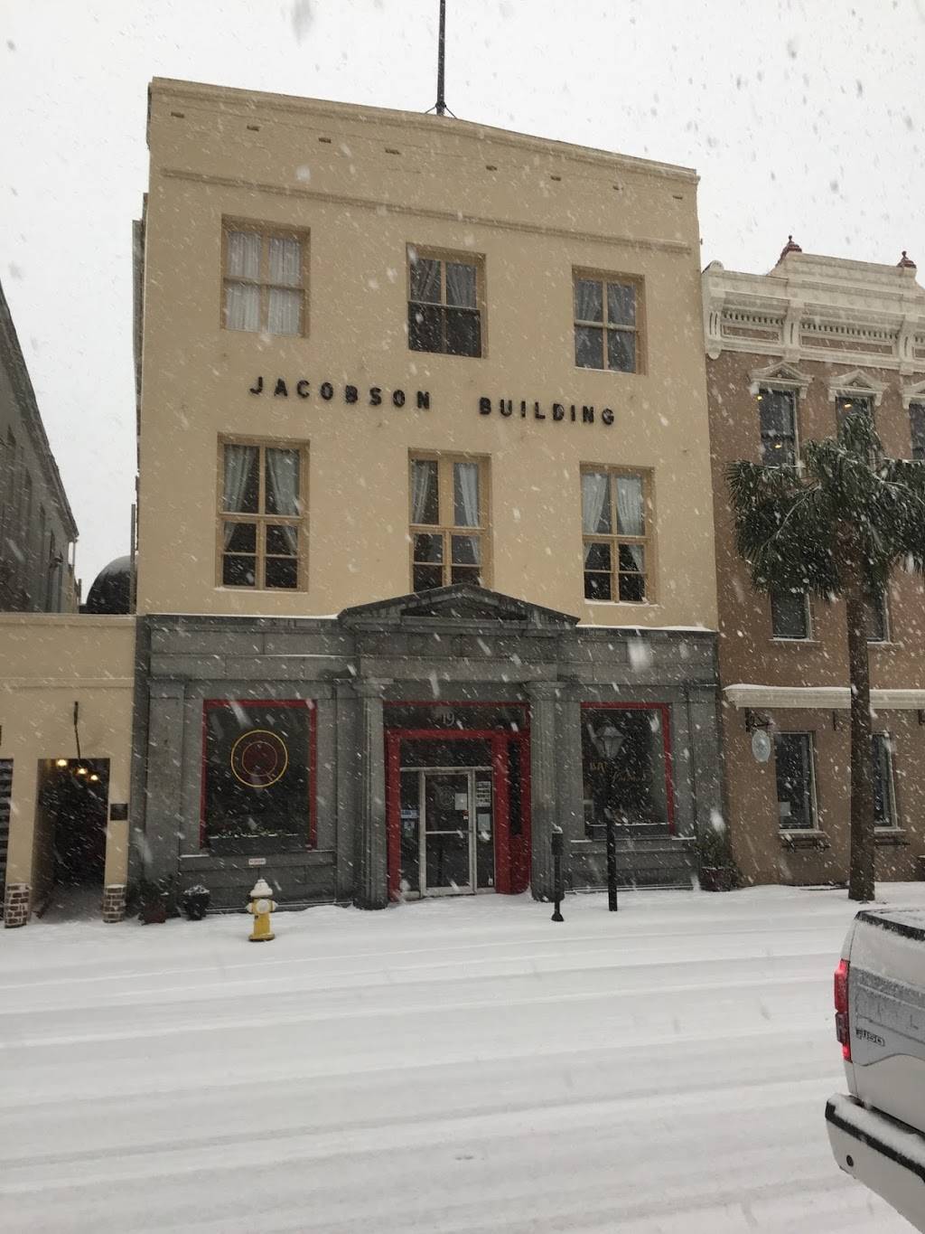 Jacobson Building at 19 Broad Street | cafe | 19 Broad St, Charleston, SC 29401, USA | 8436976709 OR +1 843-697-6709