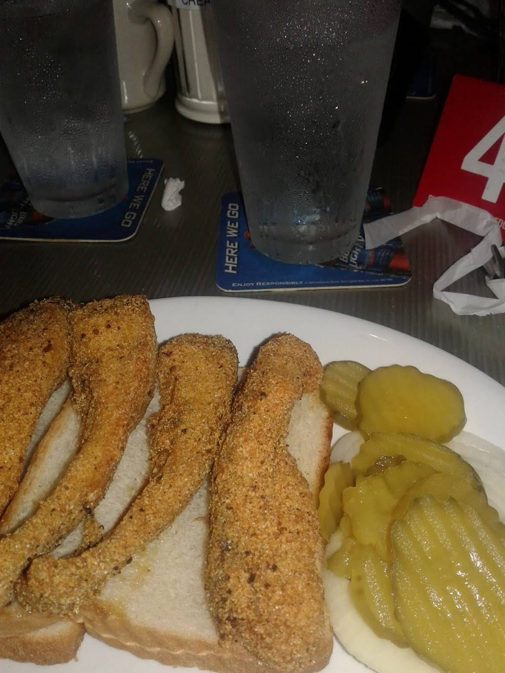 Firehouse 282 | restaurant | 1327-1351 Vandeventer Ave, St. Louis, MO 63113, USA | 3148336767 OR +1 314-833-6767