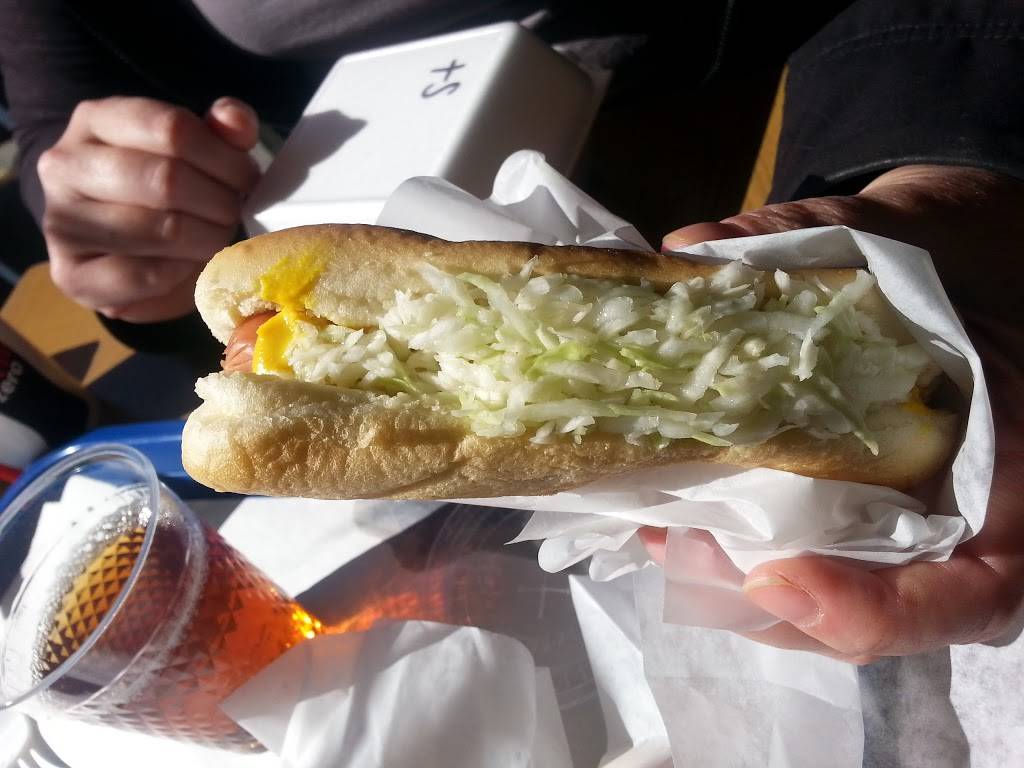 Ti-Will Patates | restaurant | 1151 Rue Philippe-Chartrand, Terrebonne, QC J7M 2B1, Canada | 4509680424 OR +1 450-968-0424