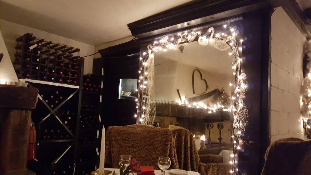 Chez Henri Restaurant & Bistro | restaurant | 80 Sugarbush Village Dr, Warren, VT 05660, USA | 8025832600 OR +1 802-583-2600