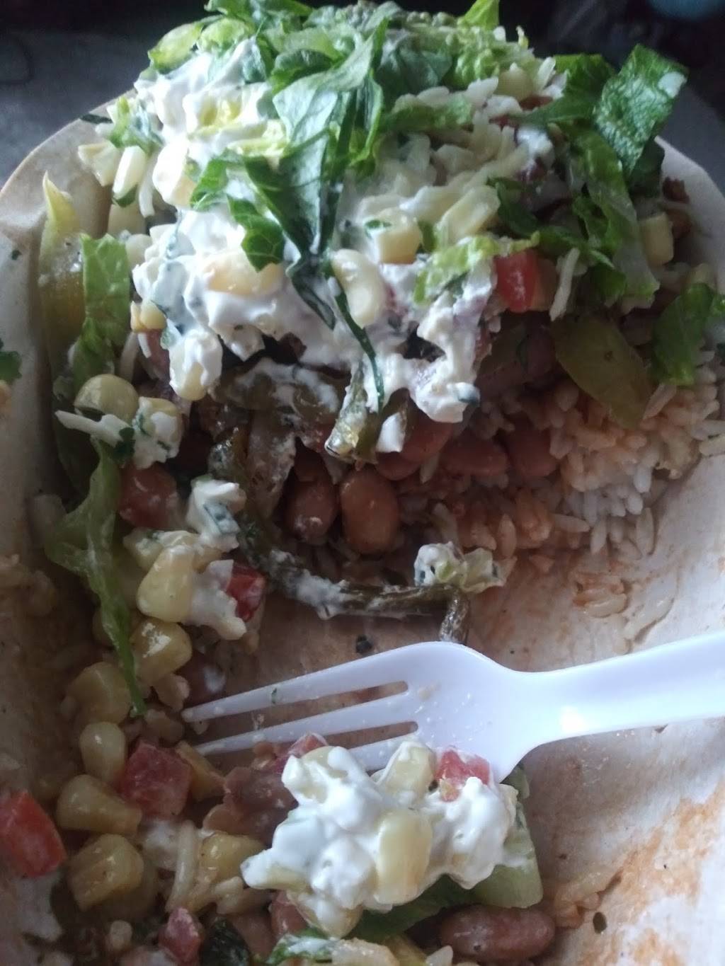 Chipotle Mexican Grill | restaurant | 6370 Camp Bowie Blvd Ste 140, Fort Worth, TX 76116, USA | 8178403904 OR +1 817-840-3904