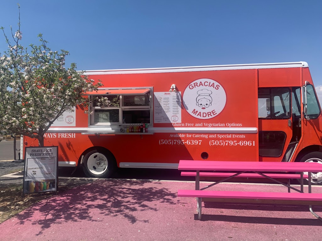 Gracias Madre | restaurant | 1352 Rufina Cir, Santa Fe, NM 87507, USA | 5057956397 OR +1 505-795-6397