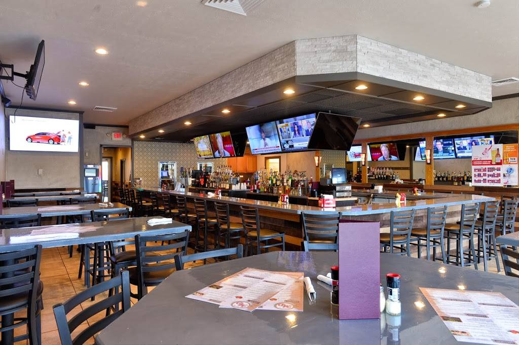 Michael D’s & Demario’s Pizza | restaurant | 1411 1/2, Whipple Ave NW, Canton, OH 44708, USA | 3304771000 OR +1 330-477-1000