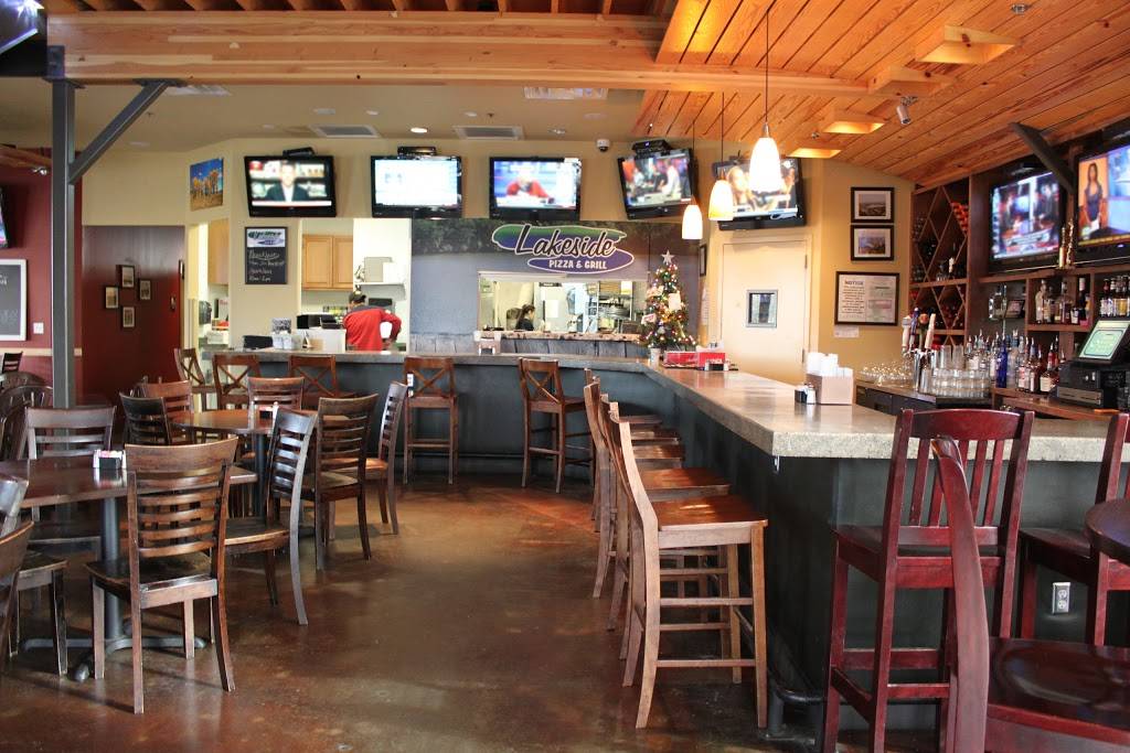 Lakeside Pizza & Grill | restaurant | 2900 N Quinlan Park Rd, Austin, TX 78732, USA | 5122662330 OR +1 512-266-2330