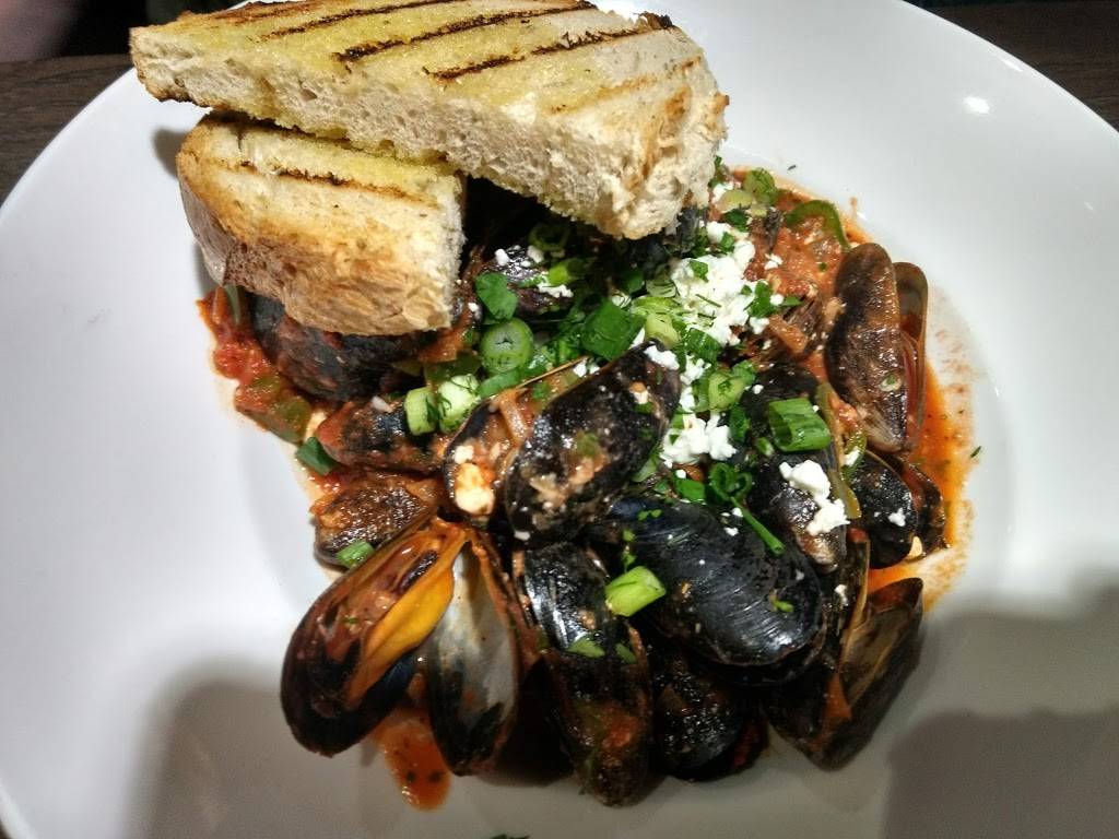 Estias Kouzina | restaurant | 609 N Main St, Belmont, NC 28012, USA | 7048257005 OR +1 704-825-7005