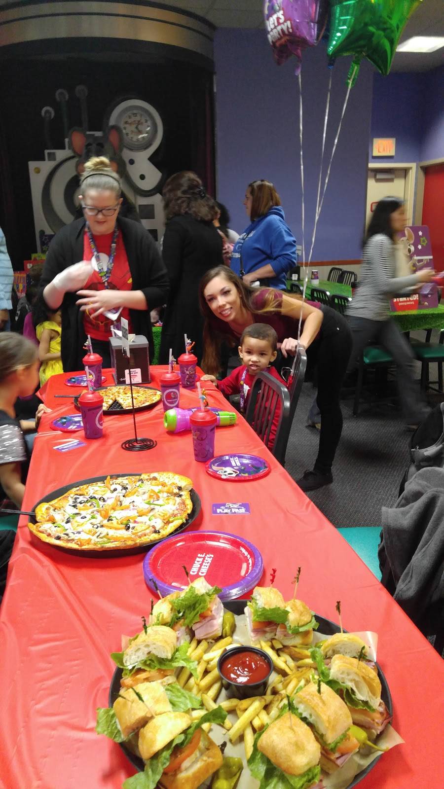 Chuck E. Cheeses | restaurant | 3250 Chicagoland Cir, Joliet, IL 60435, USA | 8152540092 OR +1 815-254-0092