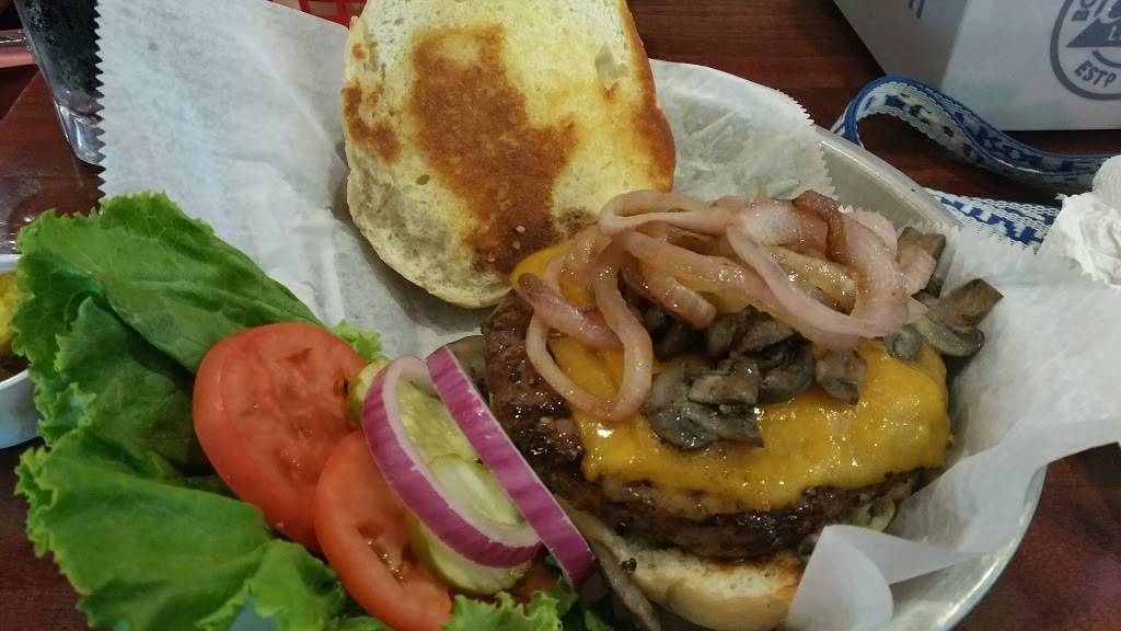 Bubs Burgers and Ice Cream | restaurant | 620 S Main St, Zionsville, IN 46077, USA | 3173440927 OR +1 317-344-0927