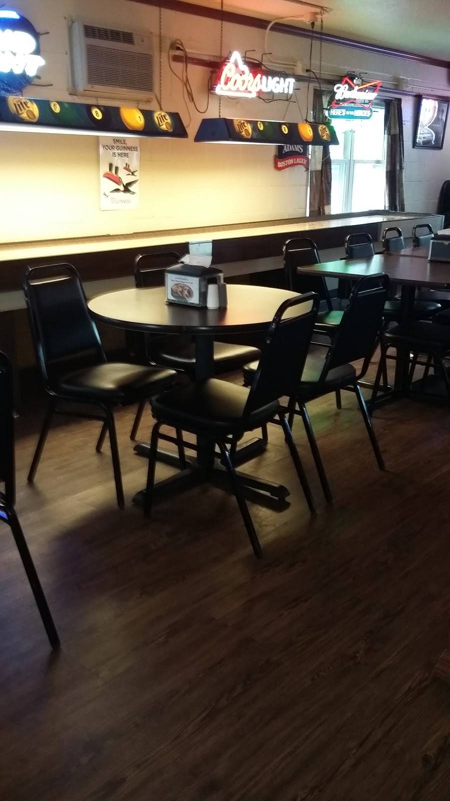 The Edgewater Cafe | restaurant | 860 Muskingum River Rd, Marietta, OH 45750, USA | 7408967547 OR +1 740-896-7547