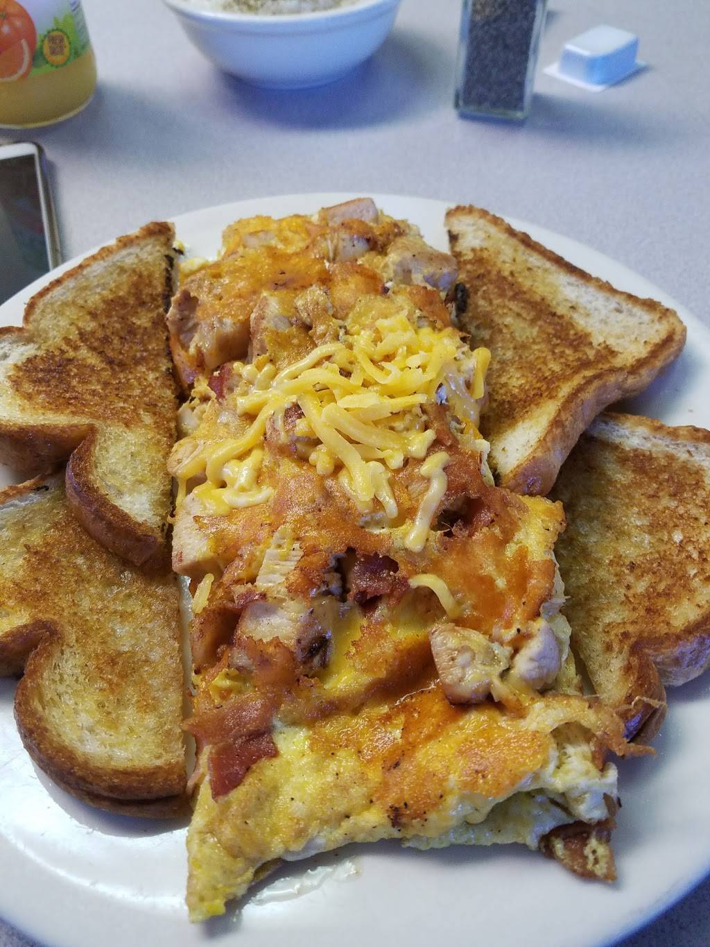 Js Cafe | restaurant | 20853 Grand River Ave, Detroit, MI 48219, USA | 3135337913 OR +1 313-533-7913