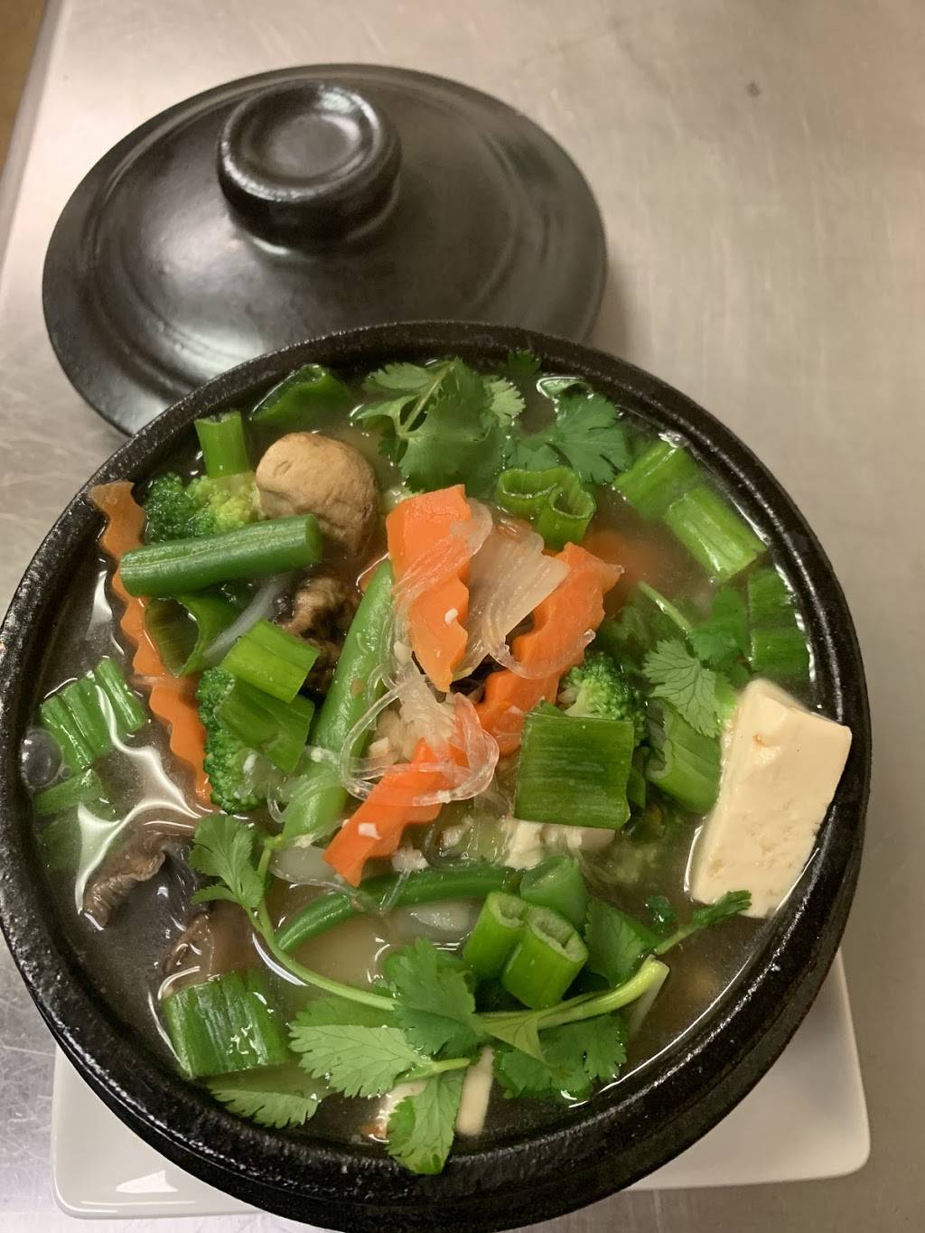 THAI king restaurant | restaurant | 6066 E 82nd St, Indianapolis, IN 46250, USA | 3176273094 OR +1 317-627-3094