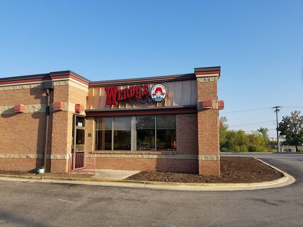Wendys | restaurant | 4150 Grove Ave, Gurnee, IL 60031, USA | 8473363519 OR +1 847-336-3519