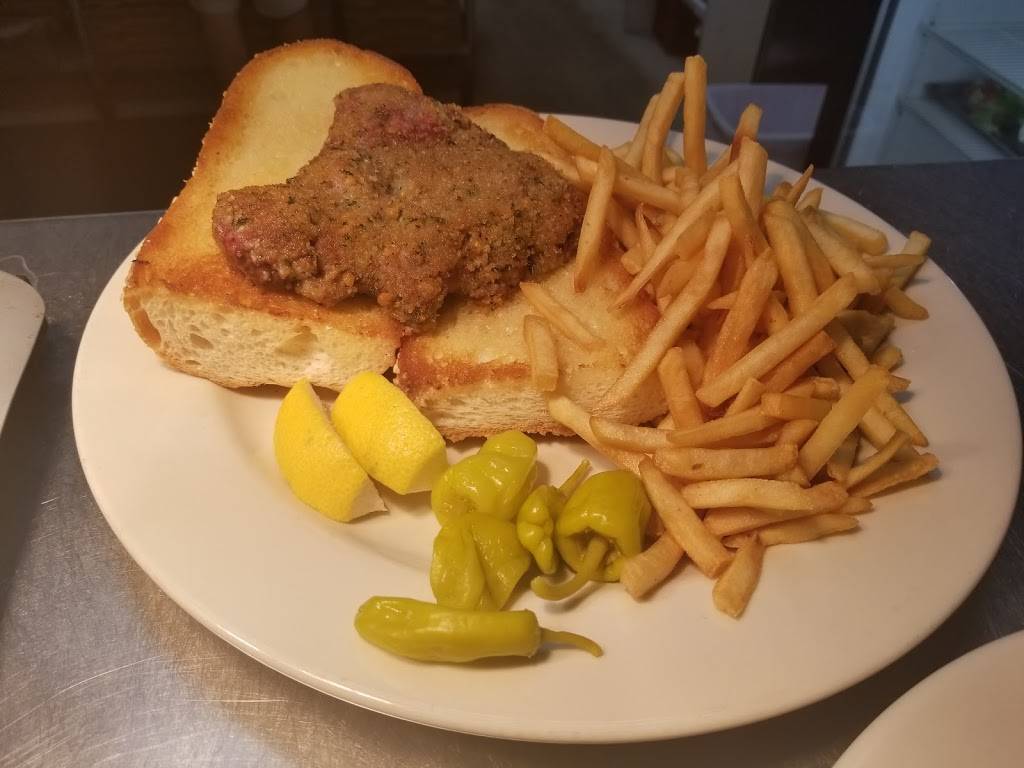 Pepinos Hartland | restaurant | 600 Hartbrook Dr, Hartland, WI 53029, USA | 2623699050 OR +1 262-369-9050