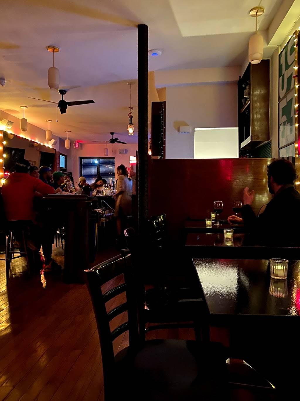 Uncle Fred’s | restaurant | 202 Ralph Ave, Brooklyn, NY 11233, USA | 7184841864 OR +1 718-484-1864