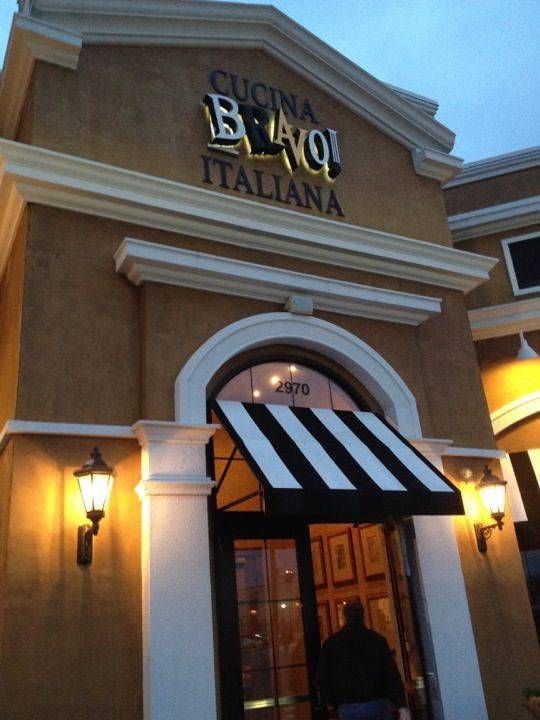 BRAVO | restaurant | 2970 Centre Blvd, Lansing, MI 48912, USA | 5174853779 OR +1 517-485-3779