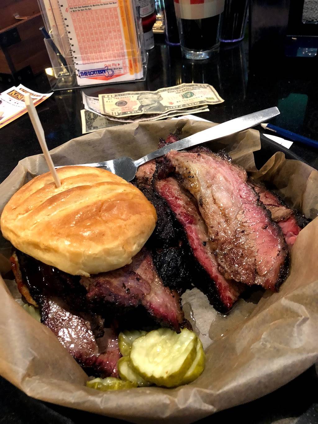 PJs Smoke N Grill | restaurant | 112 Main St, Medway, MA 02053, USA | 5083211193 OR +1 508-321-1193