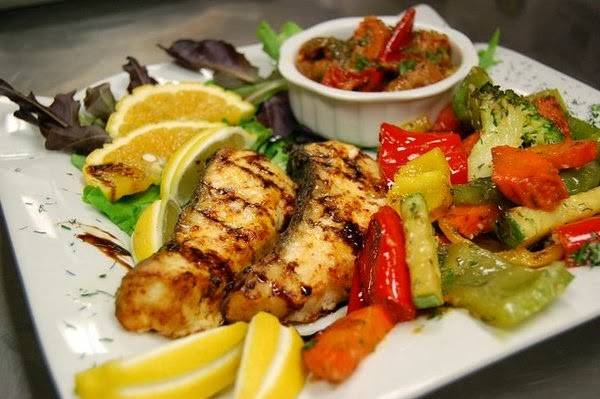 Moonlight Restaurant | restaurant | 18000 Ventura Blvd, Encino, CA 91316, USA | 8187571235 OR +1 818-757-1235