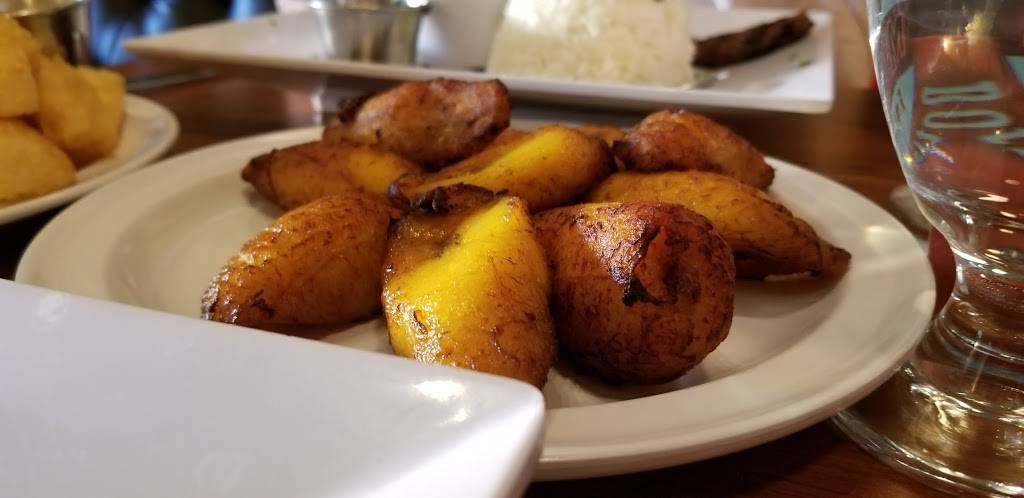 Mambo Empanadas | restaurant | 313 Union Ave, Rutherford, NJ 07070, USA | 2019333888 OR +1 201-933-3888